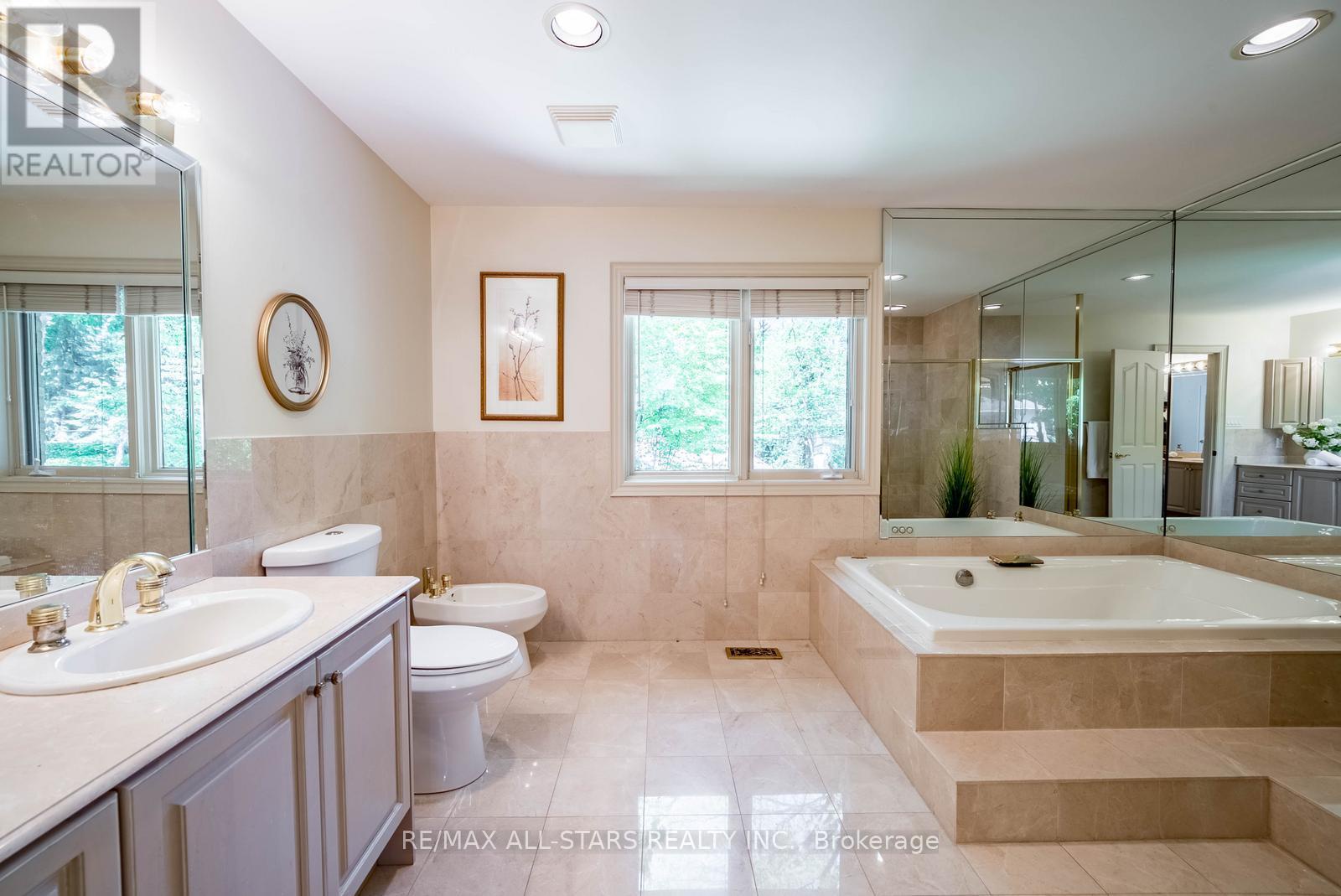41 Deepwood Crescent, Toronto (banbury-don Mills), Ontario