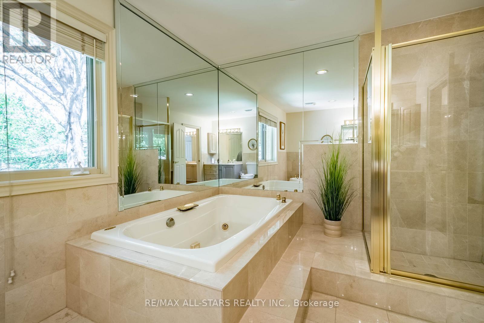 41 Deepwood Crescent, Toronto (banbury-don Mills), Ontario