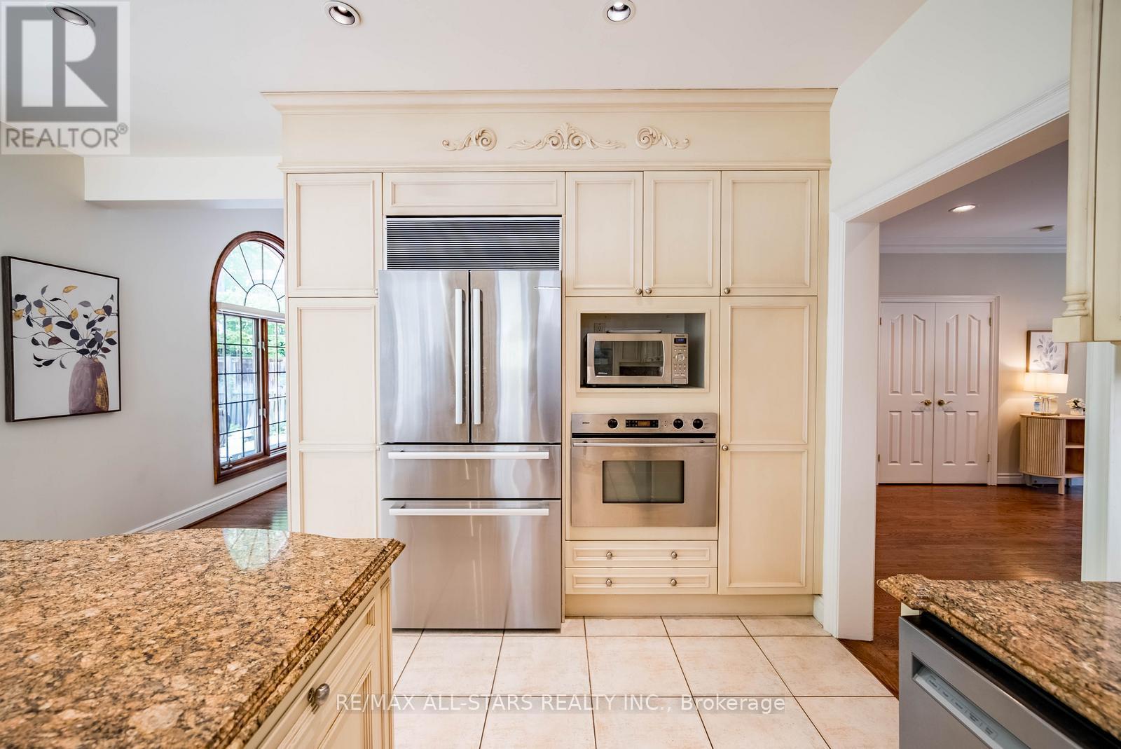 41 Deepwood Crescent, Toronto (banbury-don Mills), Ontario