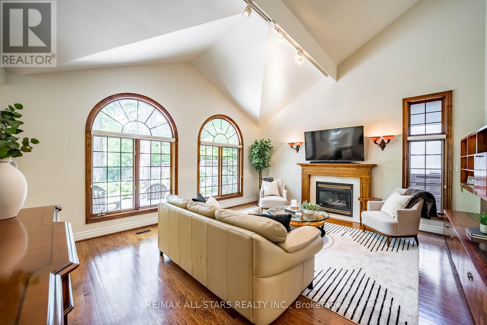 41 Deepwood Crescent, Toronto (banbury-don Mills), Ontario