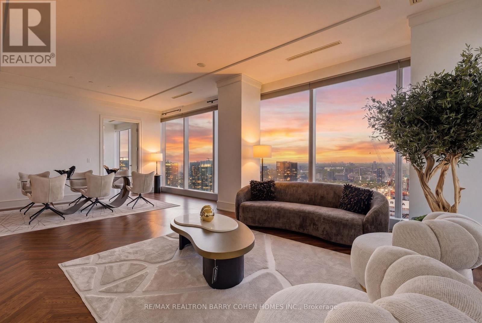 4502 - 183 Wellington Street W, Toronto (waterfront Communities), Ontario