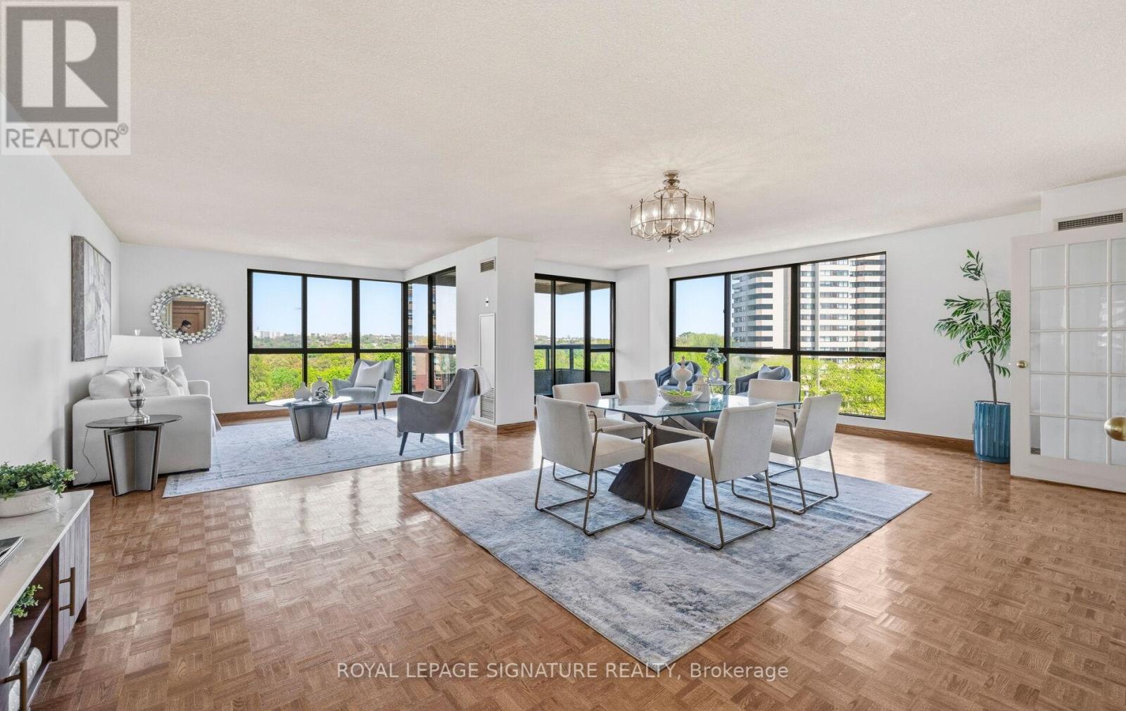 805 - 3 Concorde Place, Toronto (banbury-don Mills), Ontario