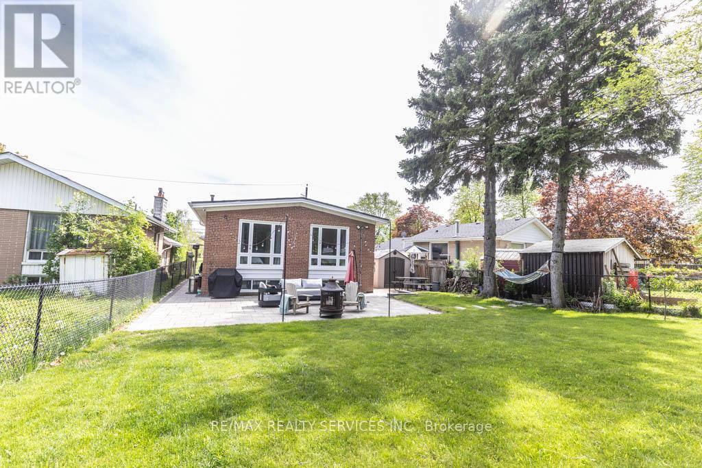 126 Roebuck Drive, Toronto (kennedy Park), Ontario