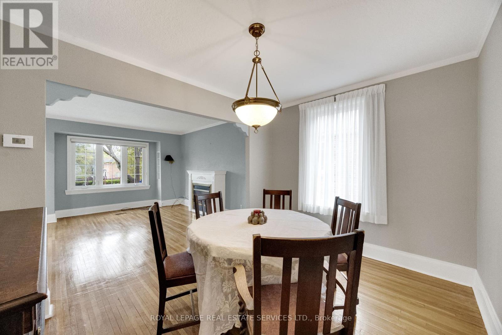 64 Nesbitt Drive, Toronto (leaside), Ontario