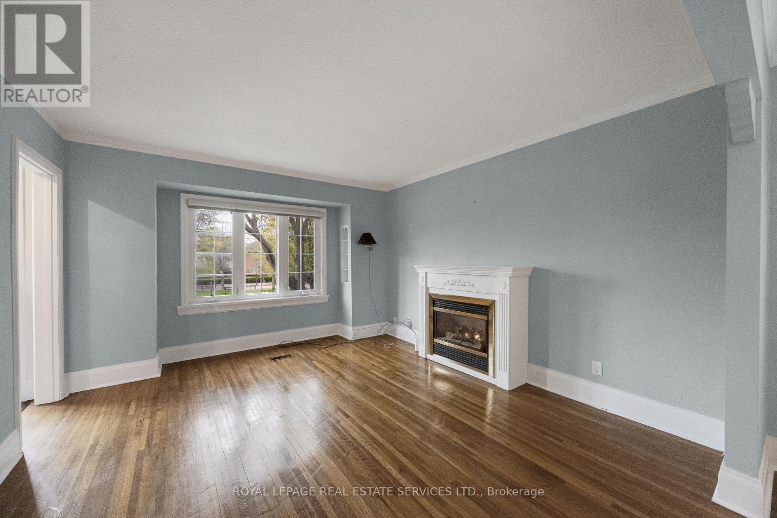 64 Nesbitt Drive, Toronto (leaside), Ontario