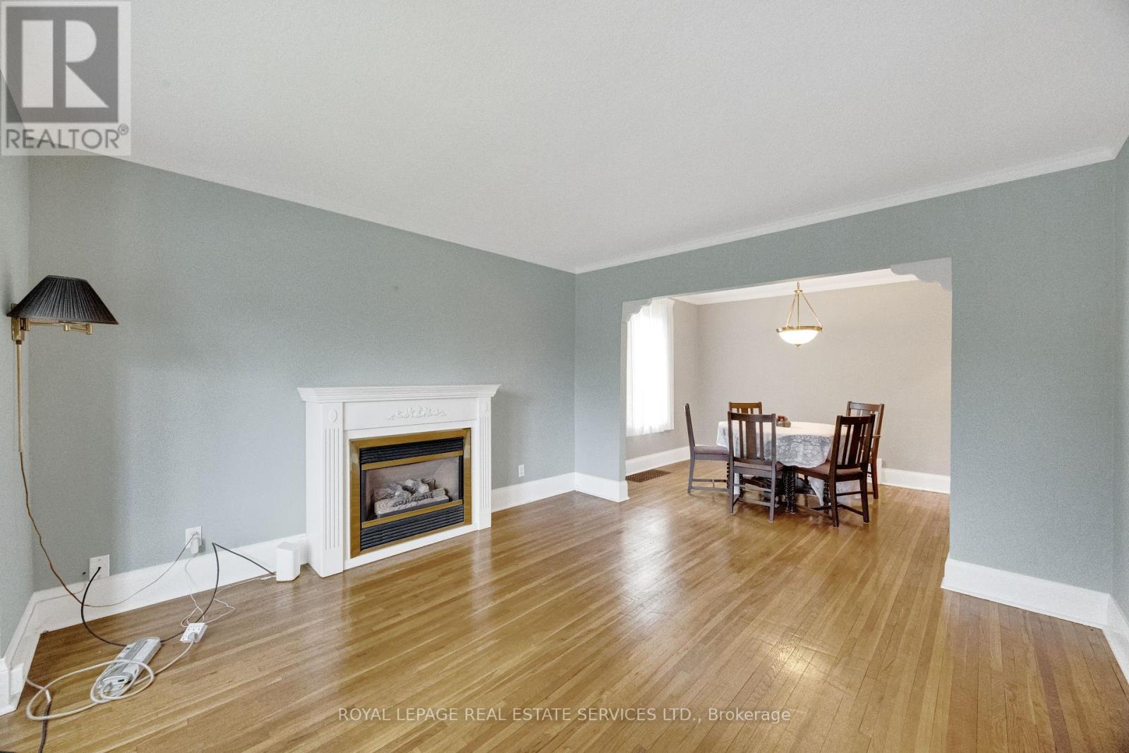 64 Nesbitt Drive, Toronto (leaside), Ontario