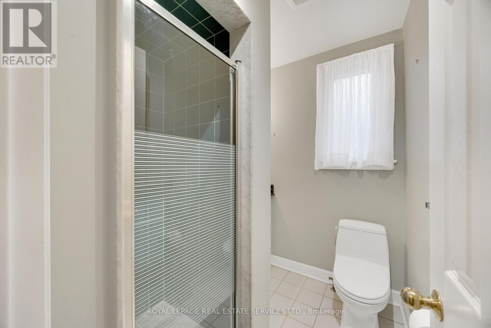 64 Nesbitt Drive, Toronto (leaside), Ontario