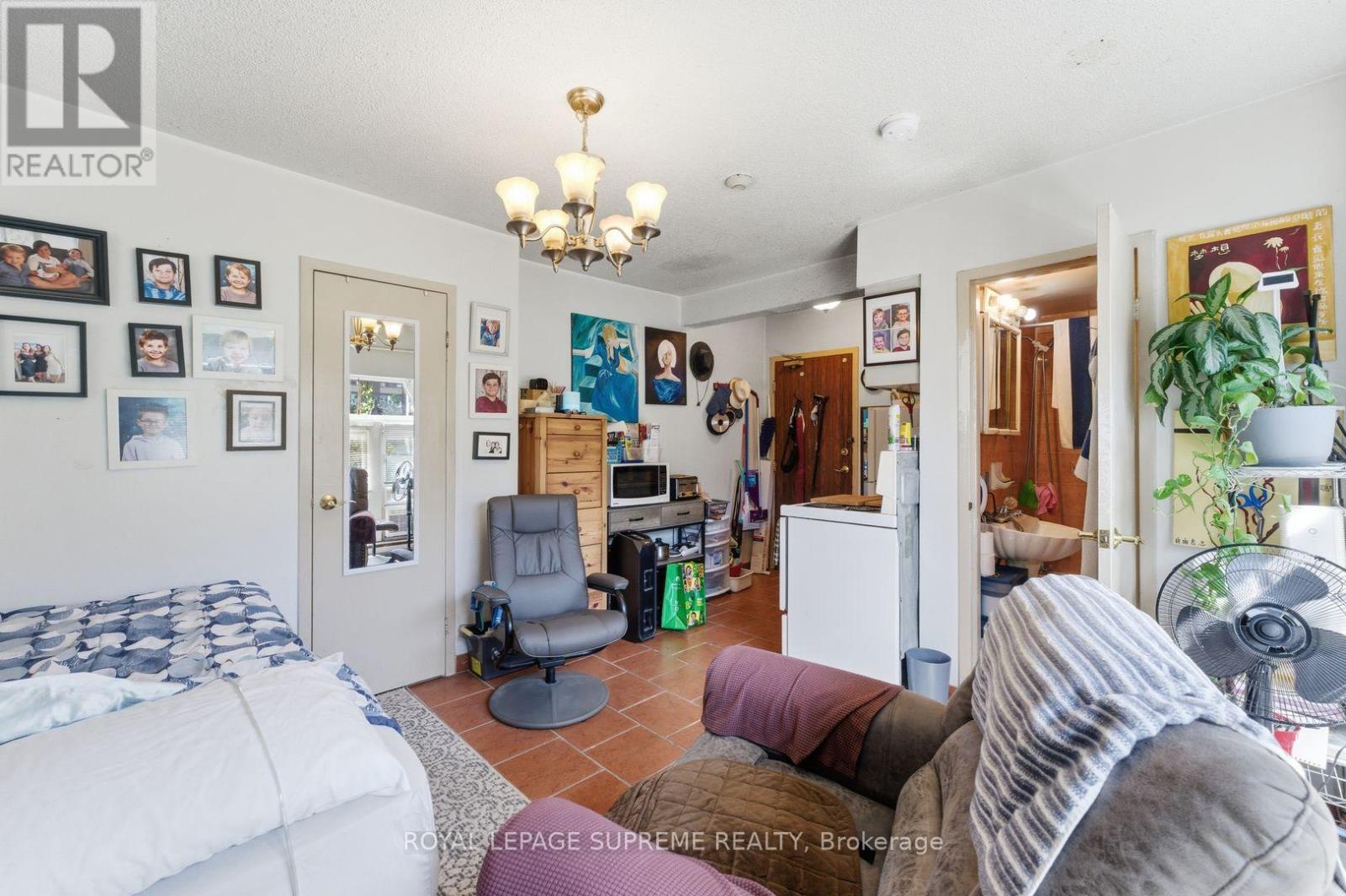 20 Maynard Avenue, Toronto (south Parkdale), Ontario