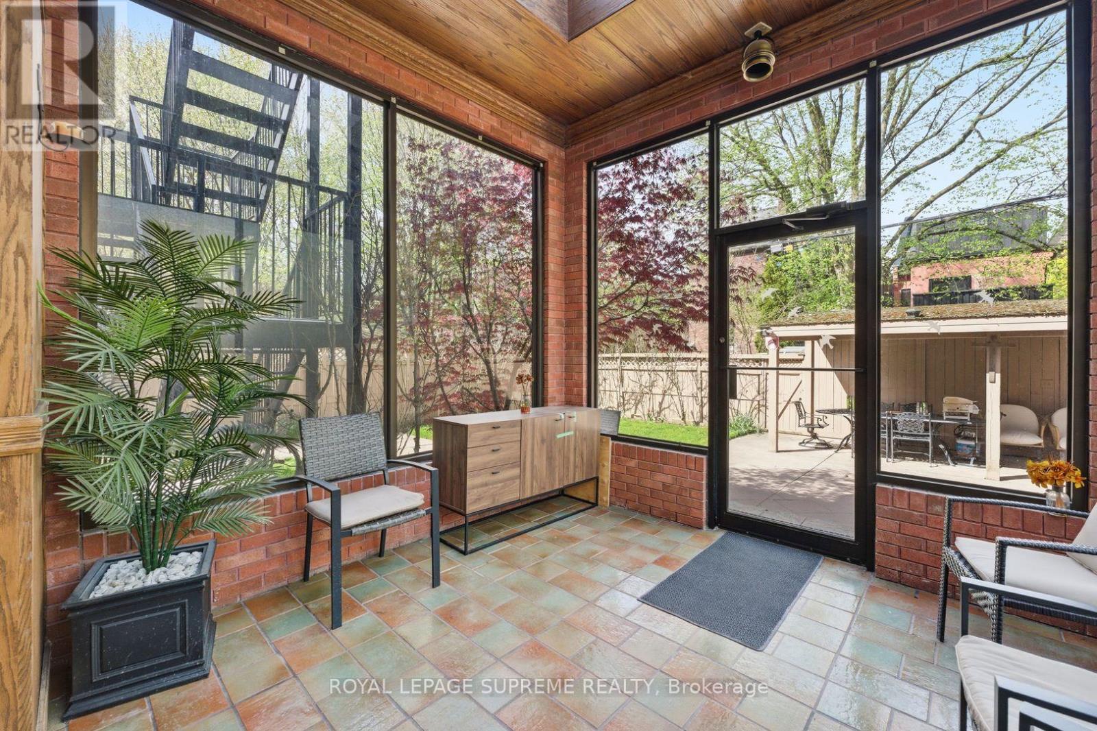 20 Maynard Avenue, Toronto (south Parkdale), Ontario