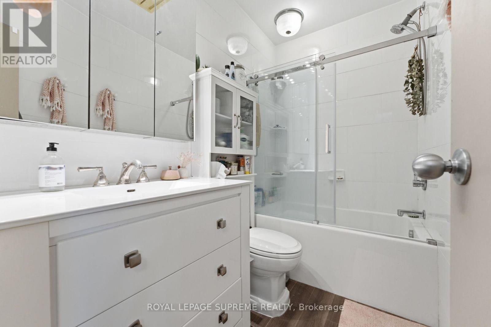 20 Maynard Avenue, Toronto (south Parkdale), Ontario