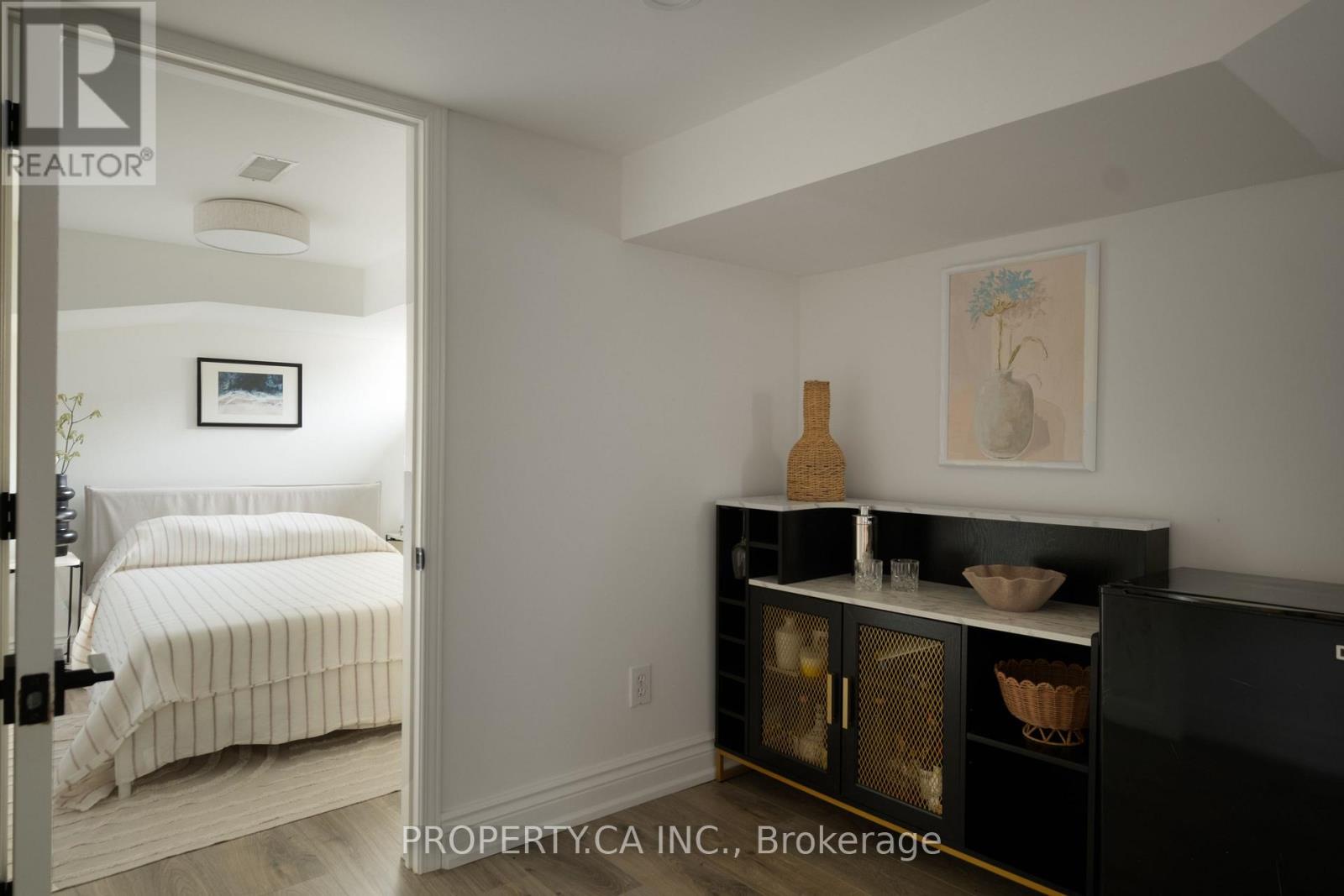 124 Milverton Boulevard, Toronto (danforth), Ontario