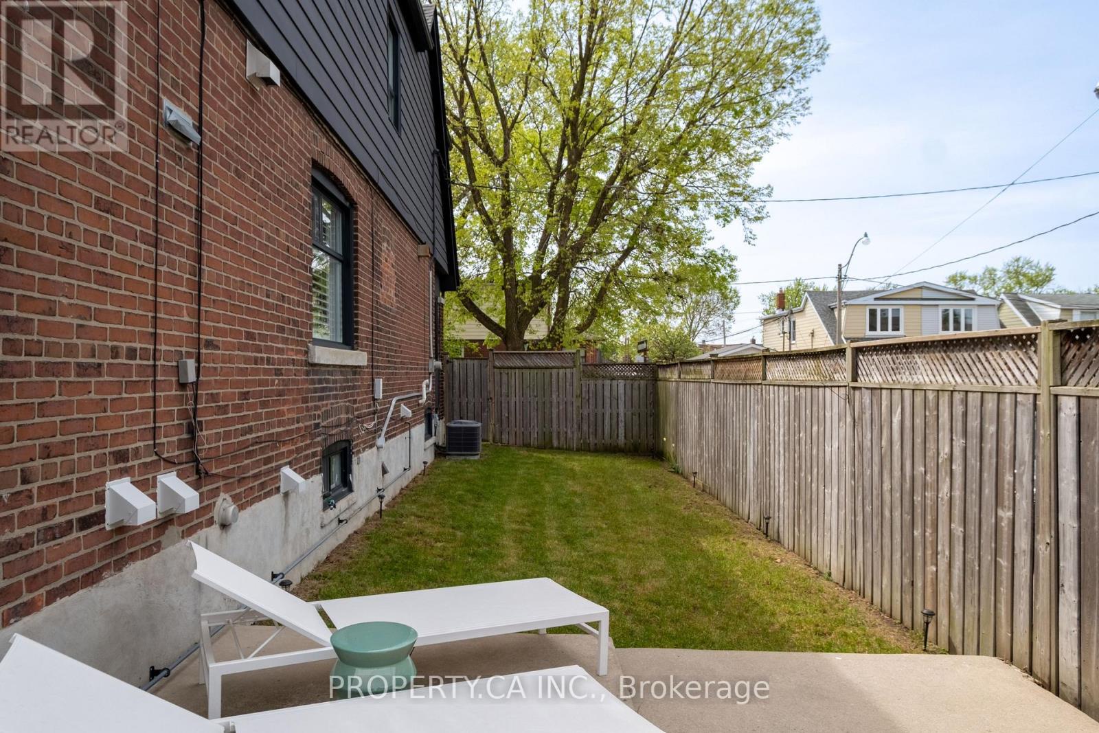 124 Milverton Boulevard, Toronto (danforth), Ontario