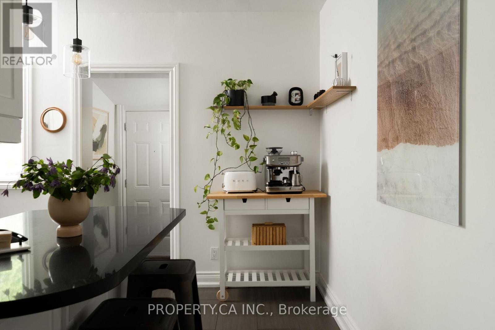 124 Milverton Boulevard, Toronto (danforth), Ontario