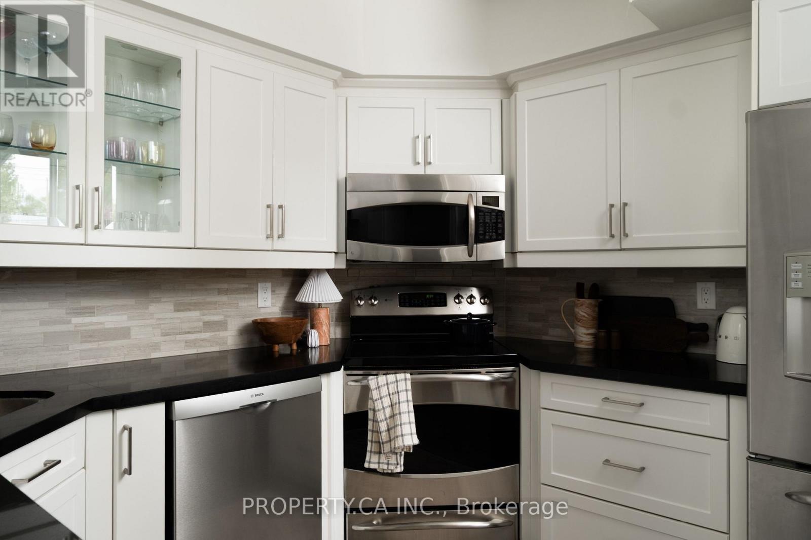 124 Milverton Boulevard, Toronto (danforth), Ontario