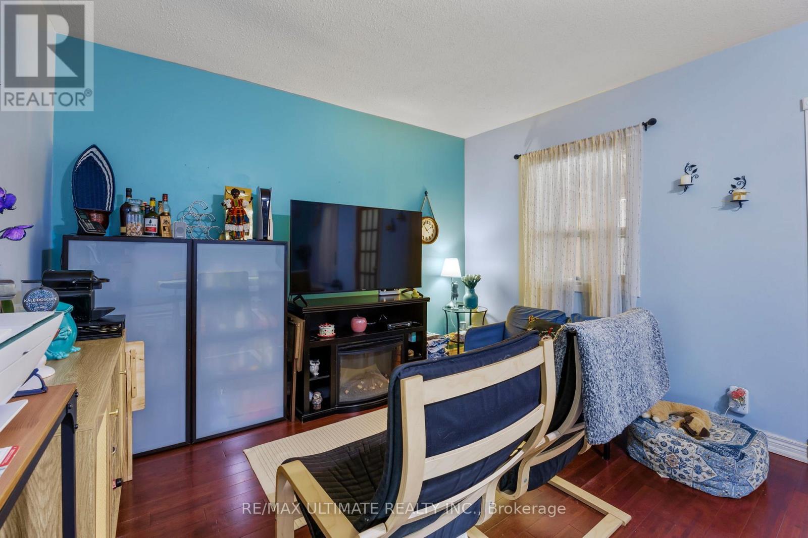 82 Beechwood Avenue, Toronto (rockcliffe-smythe), Ontario