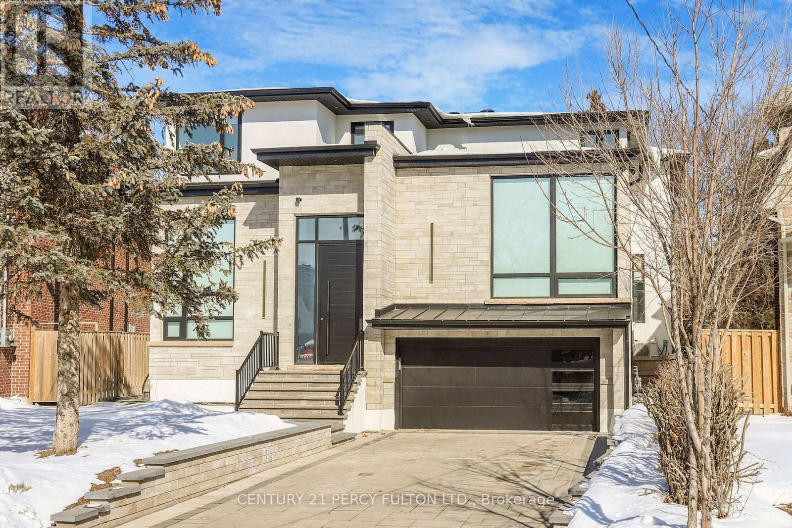 128 Anndale Drive, Toronto (willowdale East), Ontario