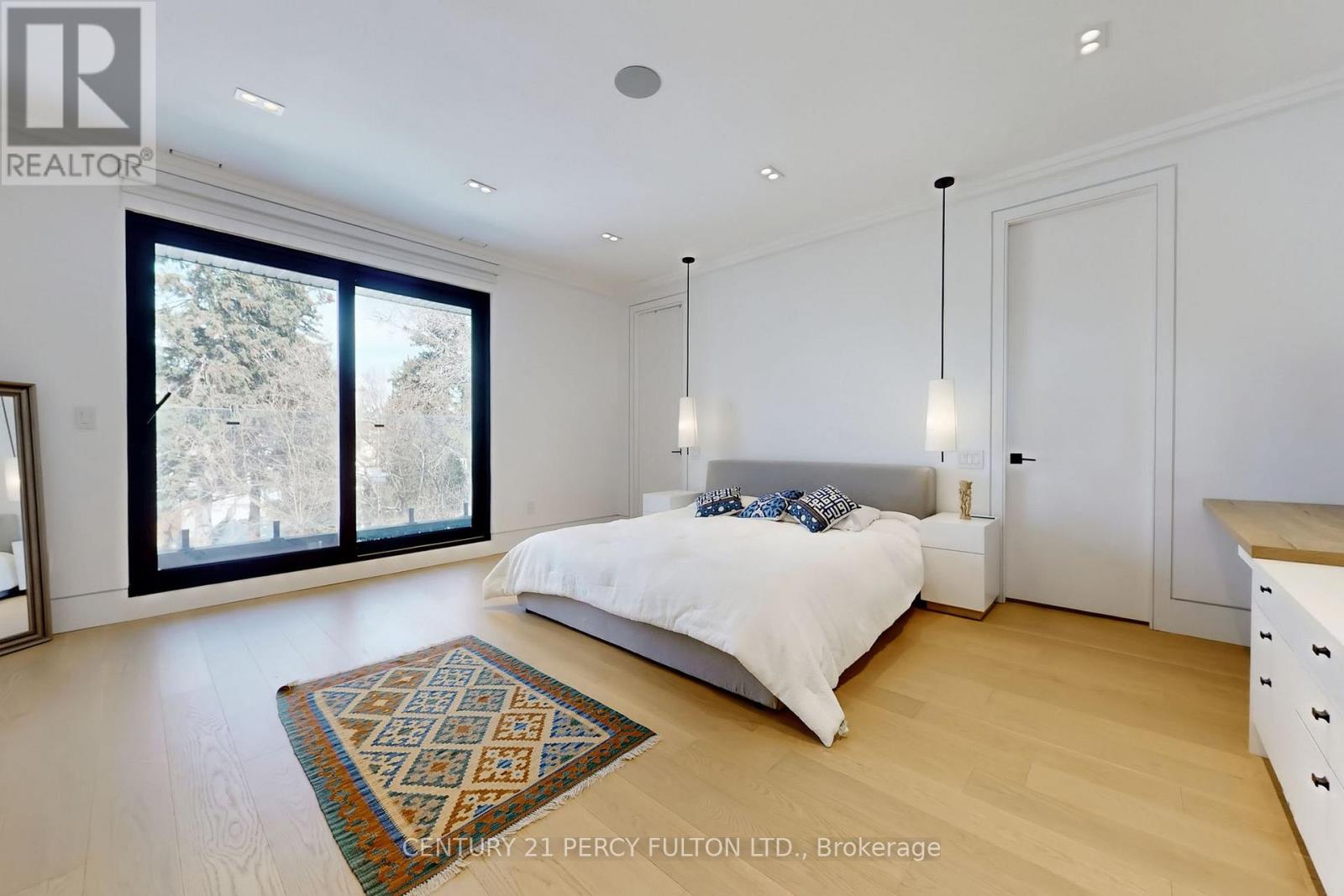 128 Anndale Drive, Toronto (willowdale East), Ontario