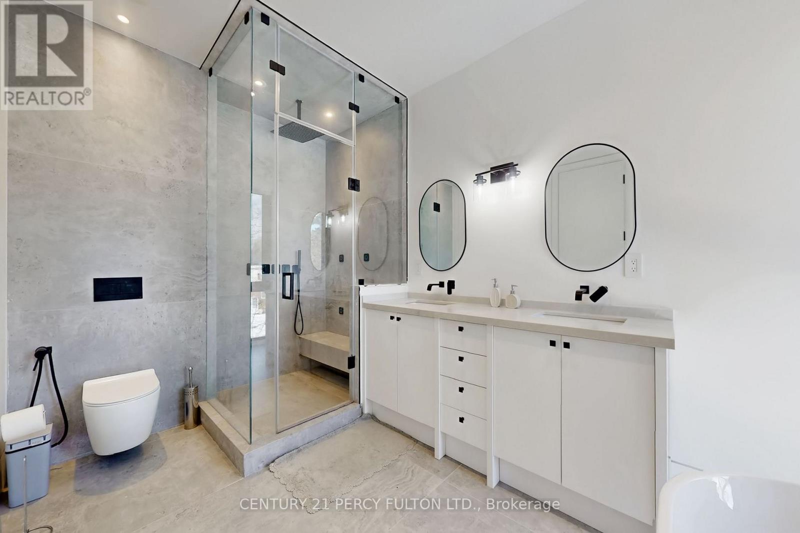 128 Anndale Drive, Toronto (willowdale East), Ontario