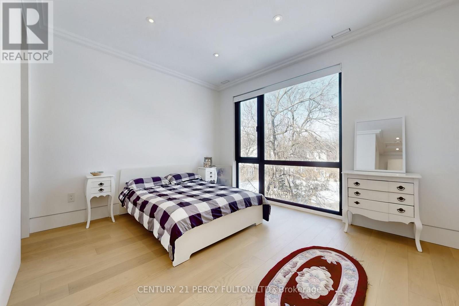 128 Anndale Drive, Toronto (willowdale East), Ontario