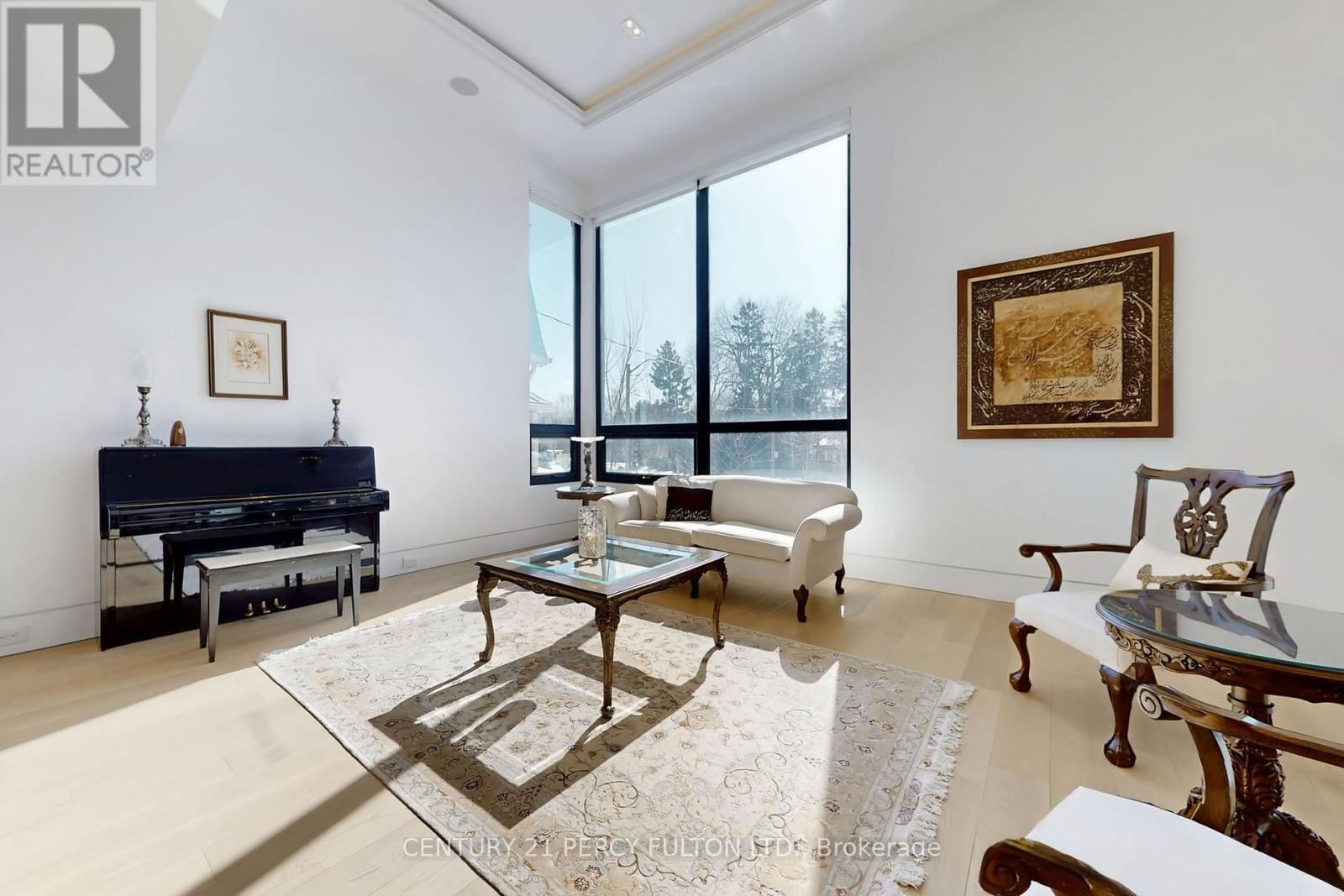 128 Anndale Drive, Toronto (willowdale East), Ontario