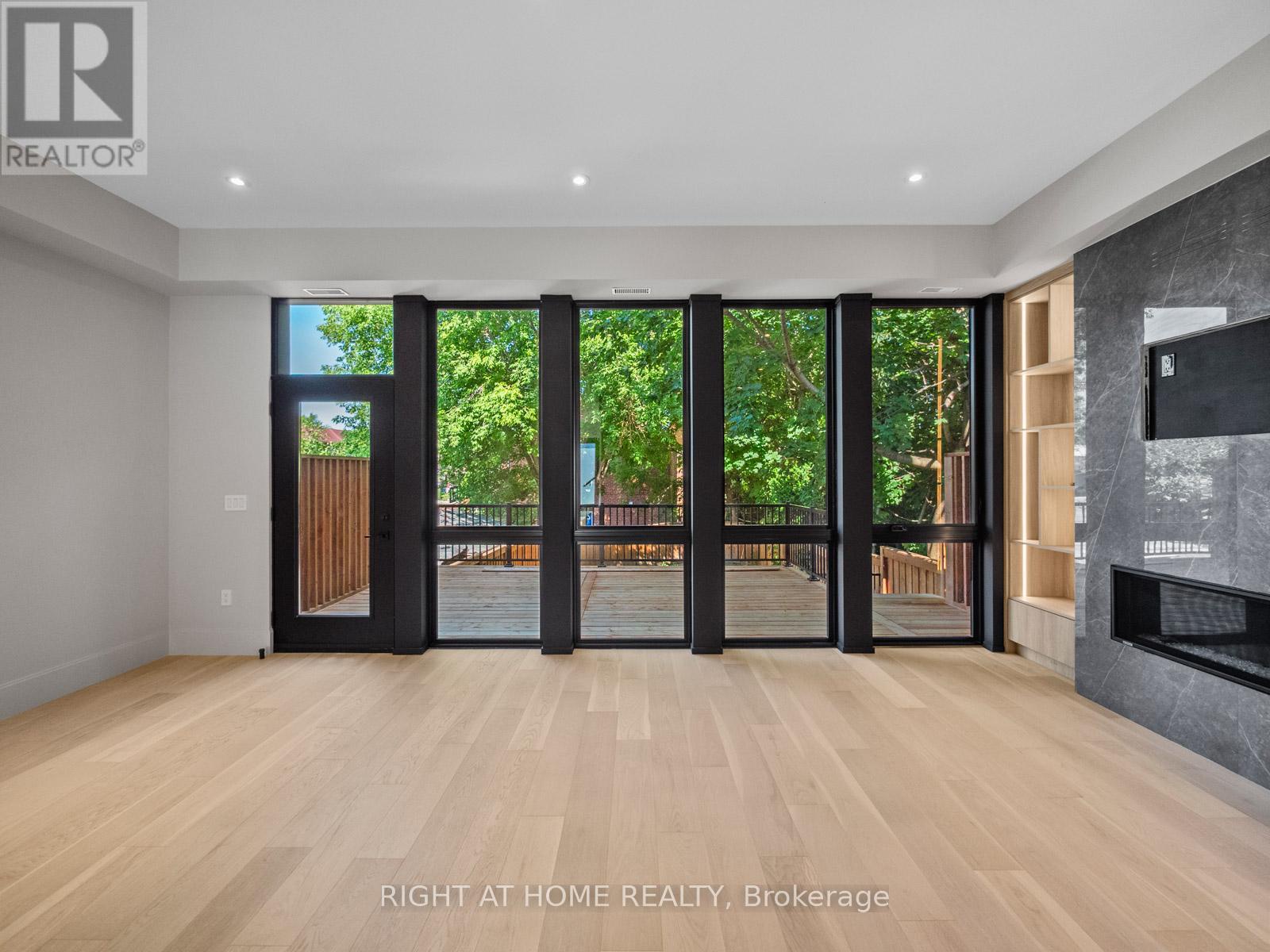 57 Alameda Avenue, Toronto (oakwood Village), Ontario