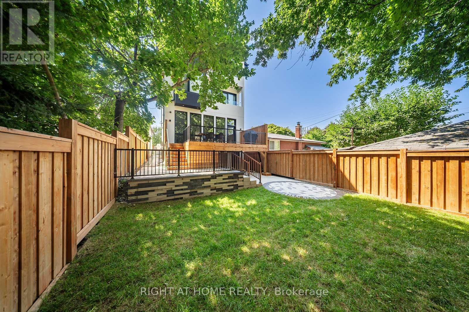 57 Alameda Avenue, Toronto (oakwood Village), Ontario