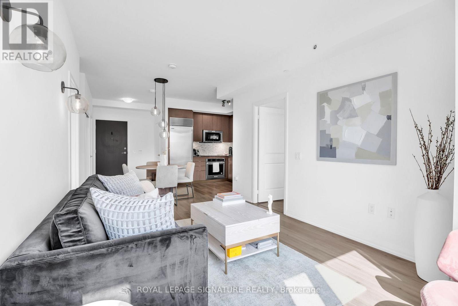 358 - 60 Ann O'reilly Road, Toronto (henry Farm), Ontario