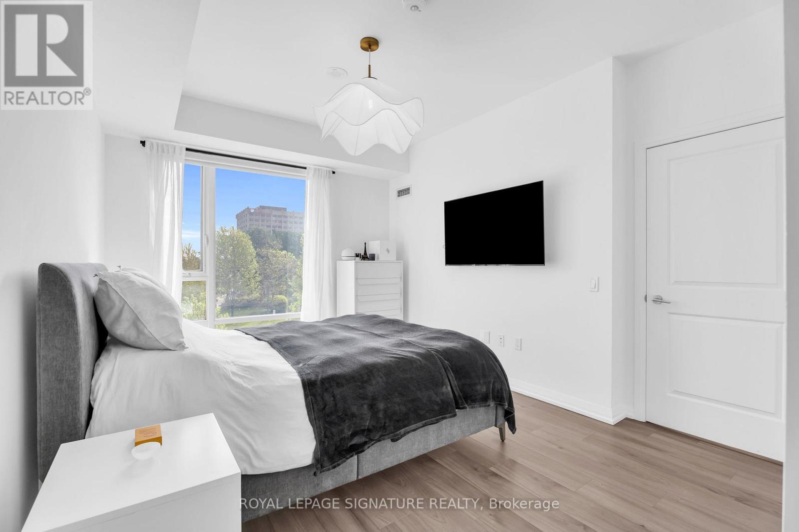 358 - 60 Ann O'reilly Road, Toronto (henry Farm), Ontario