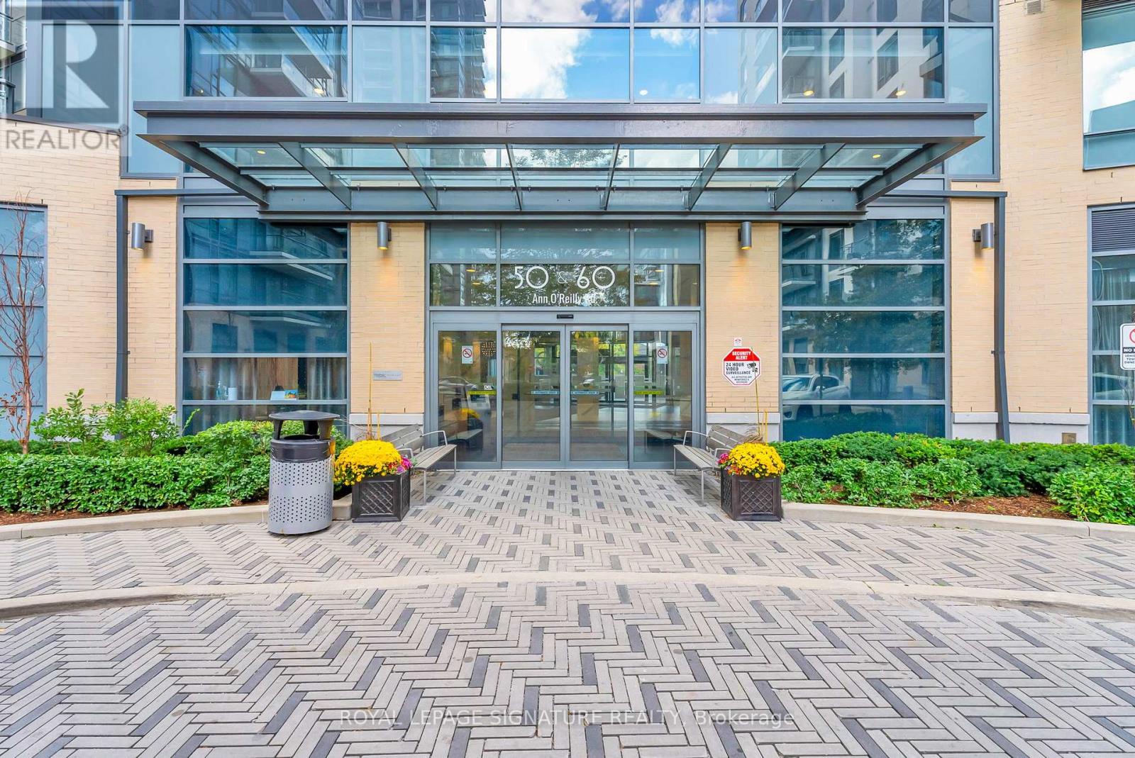 358 - 60 Ann O'reilly Road, Toronto (henry Farm), Ontario