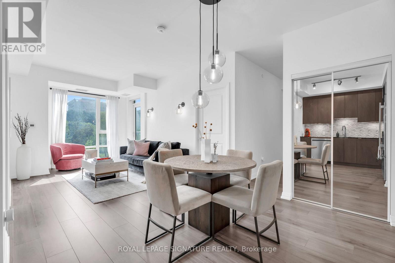 358 - 60 Ann O'reilly Road, Toronto (henry Farm), Ontario