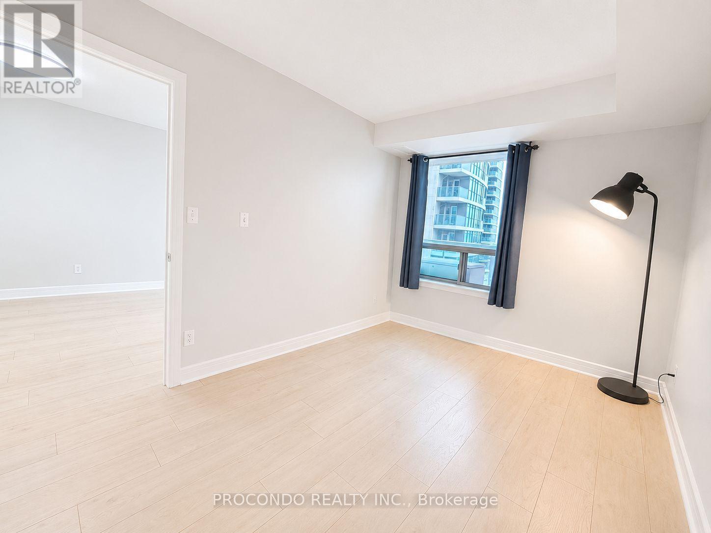 509 - 18 Harrison Garden Boulevard, Toronto (willowdale East), Ontario
