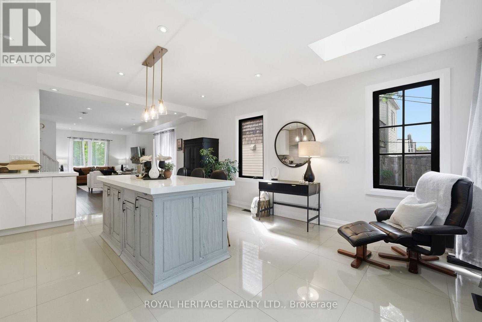 268 Hiawatha Road, Toronto (greenwood-coxwell), Ontario