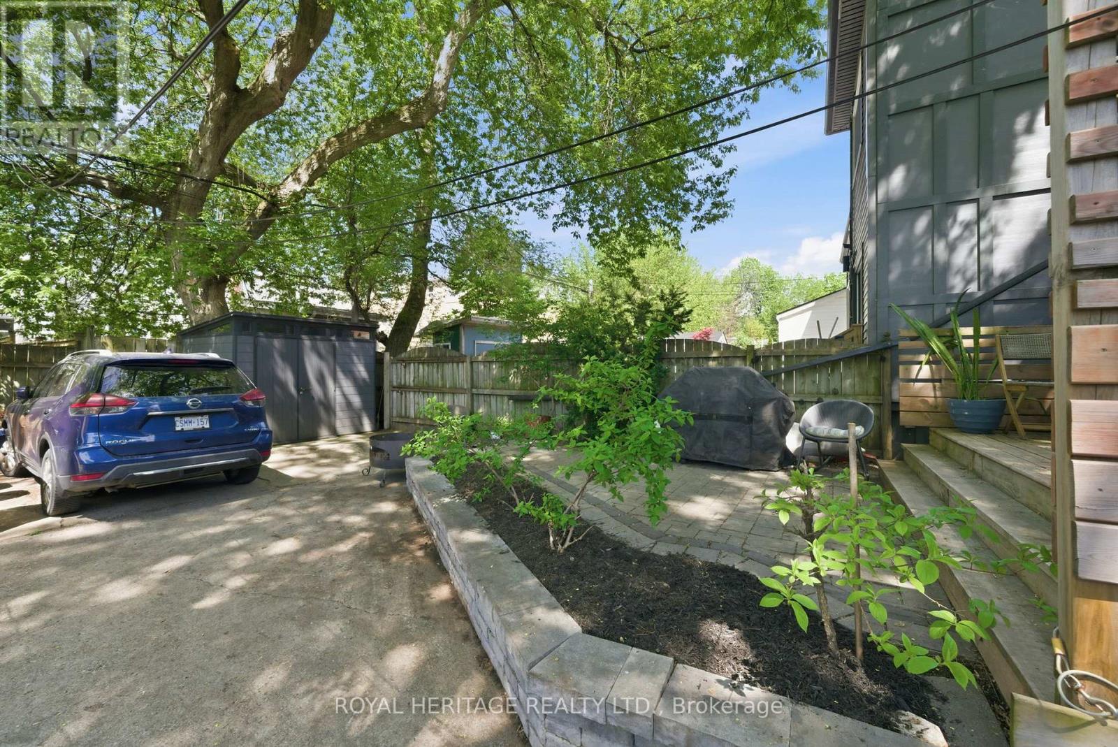 268 Hiawatha Road, Toronto (greenwood-coxwell), Ontario