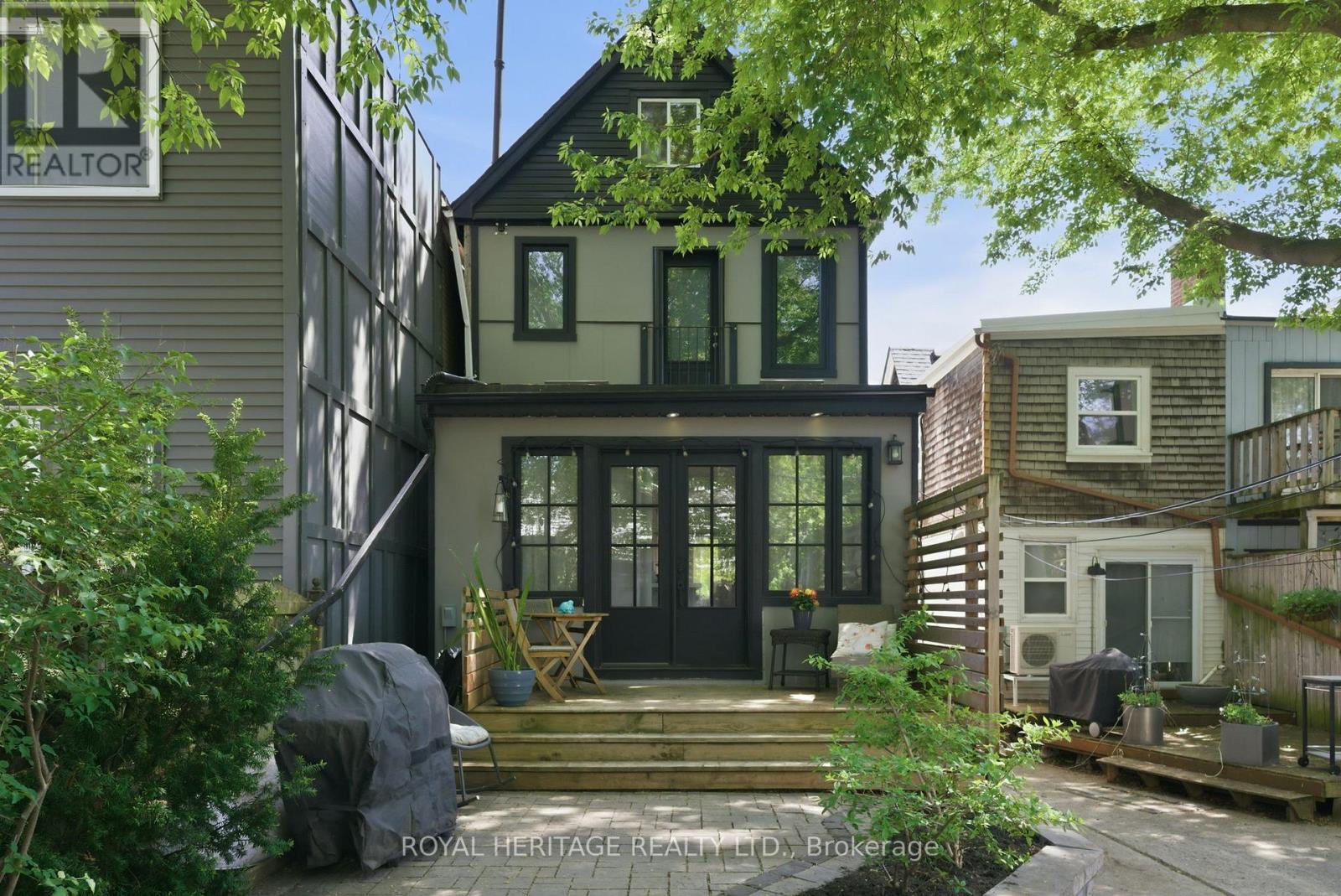 268 Hiawatha Road, Toronto (greenwood-coxwell), Ontario