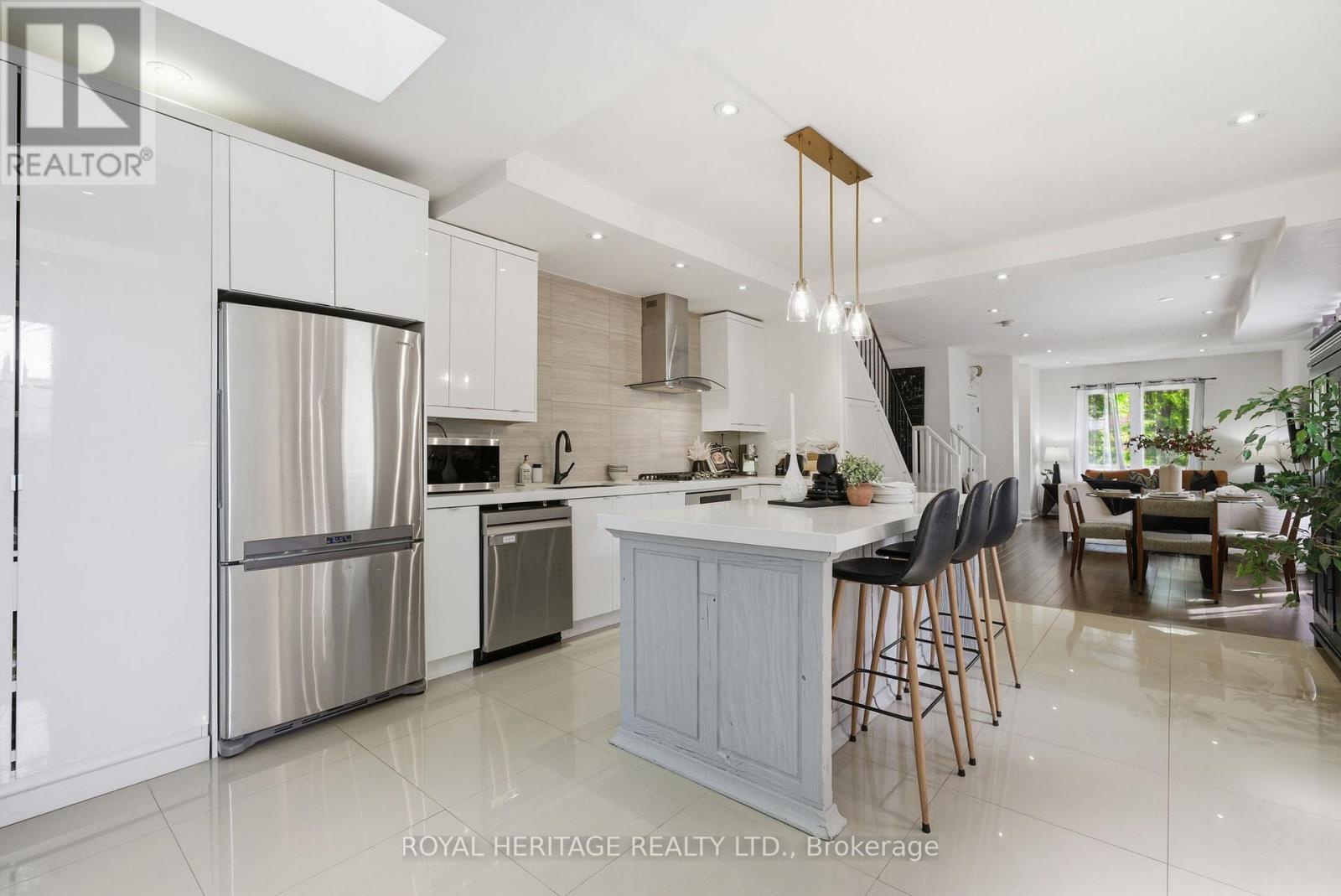 268 Hiawatha Road, Toronto (greenwood-coxwell), Ontario