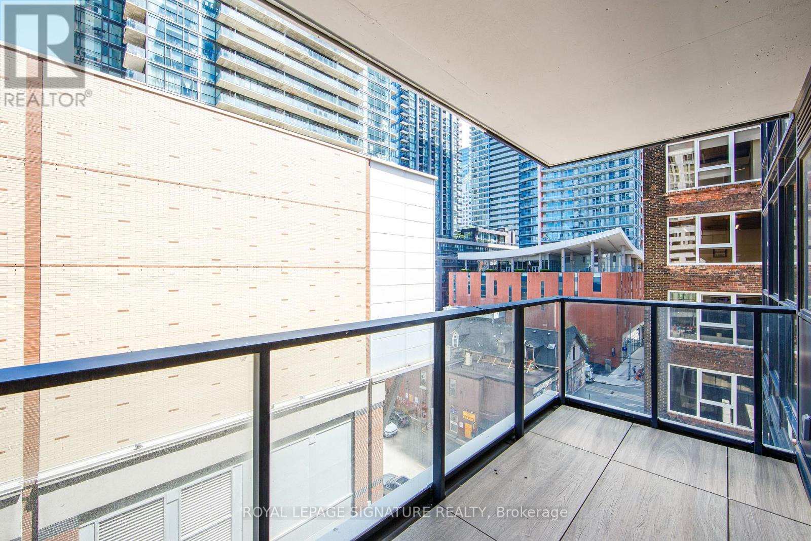 706 - 38 Widmer Street, Toronto (waterfront Communities), Ontario