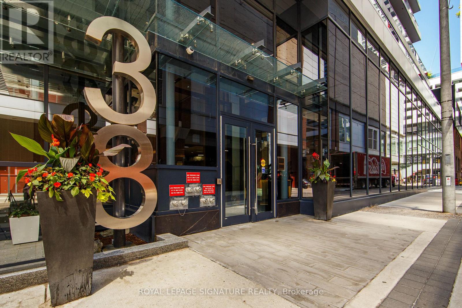 706 - 38 Widmer Street, Toronto (waterfront Communities), Ontario