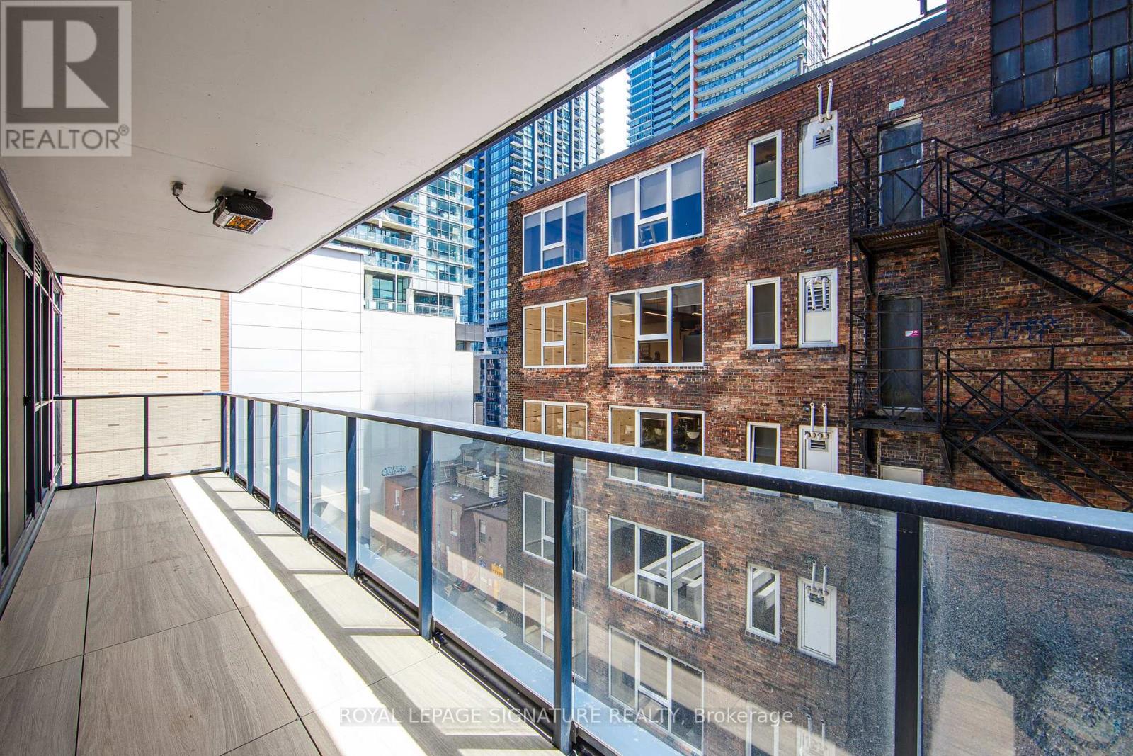 706 - 38 Widmer Street, Toronto (waterfront Communities), Ontario