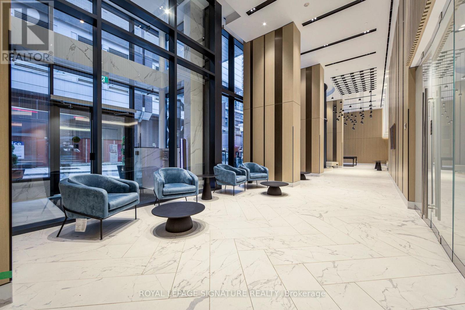706 - 38 Widmer Street, Toronto (waterfront Communities), Ontario