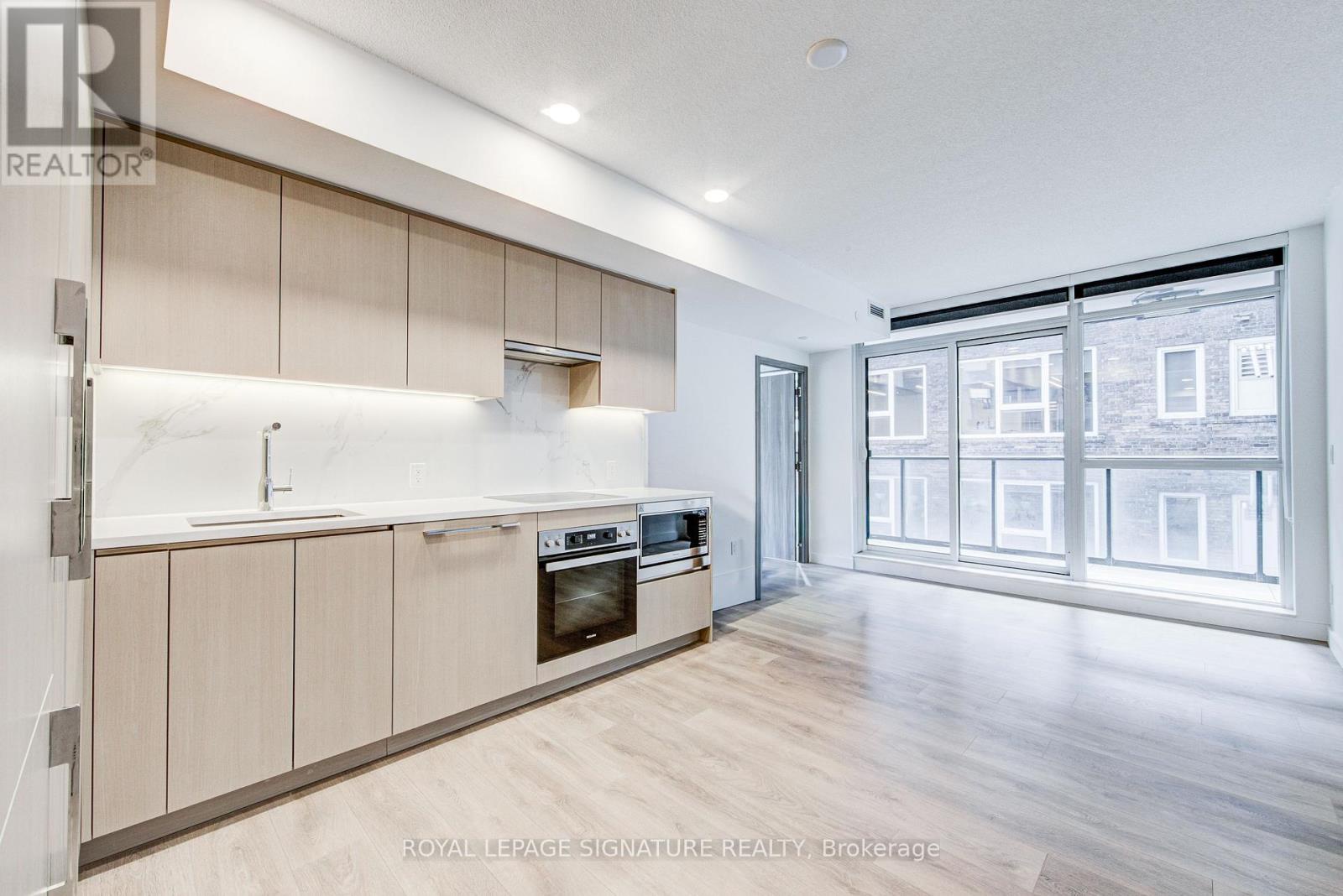 706 - 38 Widmer Street, Toronto (waterfront Communities), Ontario