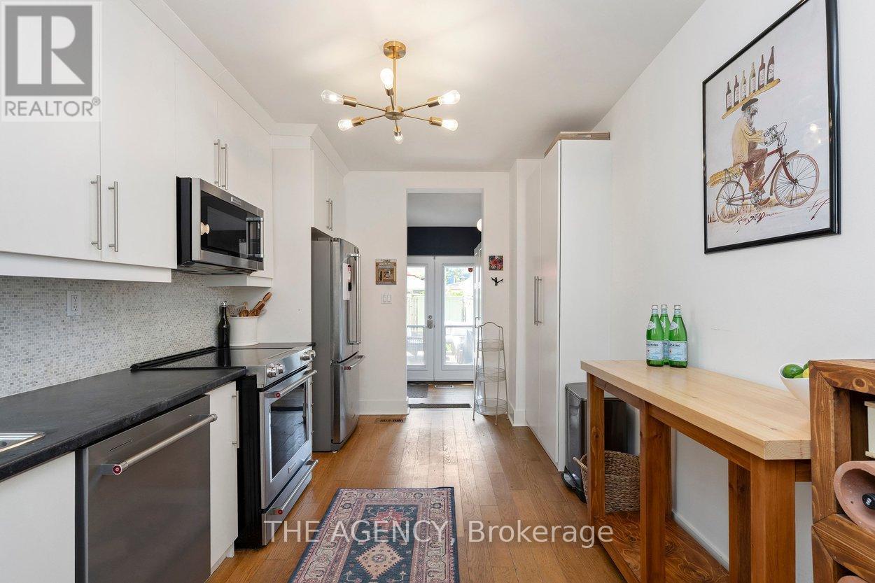 110 Hastings Avenue, Toronto (south Riverdale), Ontario