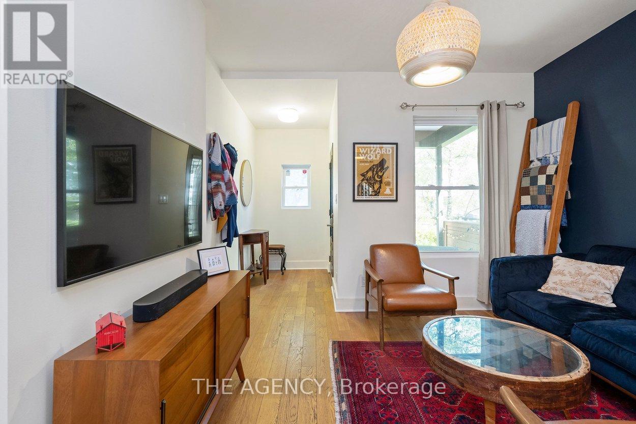 110 Hastings Avenue, Toronto (south Riverdale), Ontario