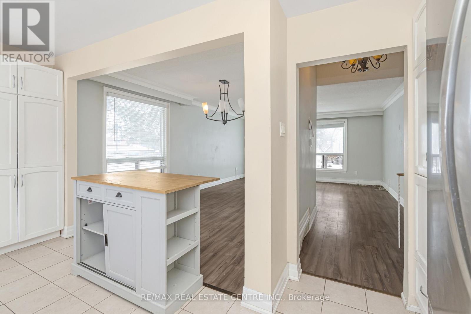 1 Stanwood Crescent, Toronto (humbermede), Ontario