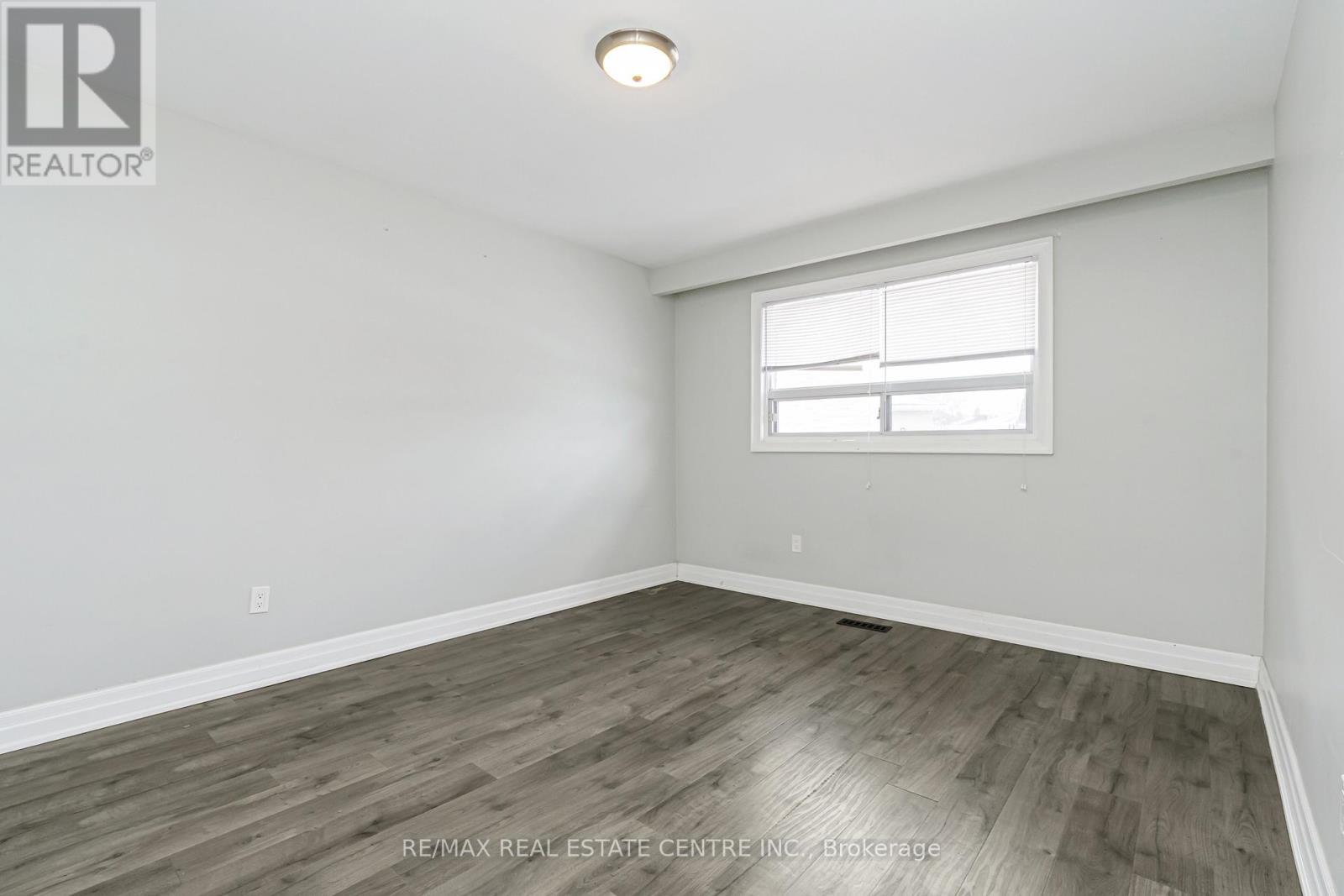 1 Stanwood Crescent, Toronto (humbermede), Ontario