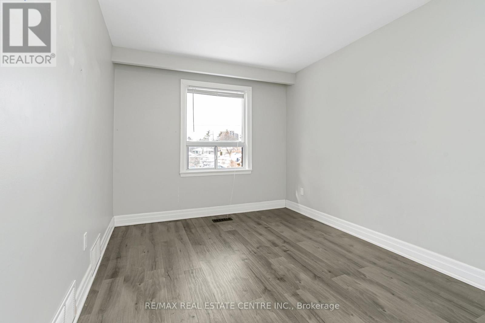 1 Stanwood Crescent, Toronto (humbermede), Ontario