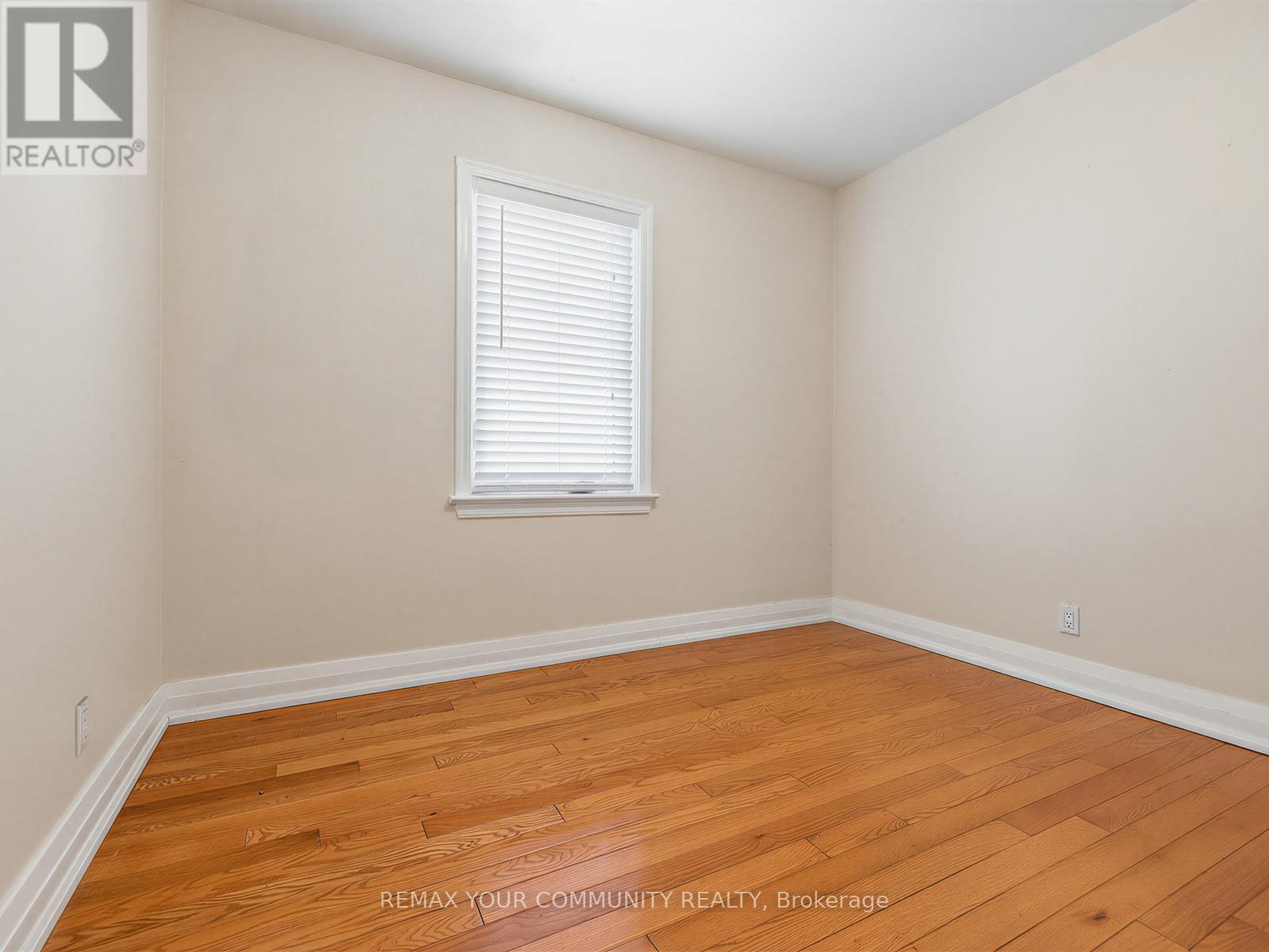 9 Letchworth Crescent, Toronto (downsview-roding-cfb), Ontario