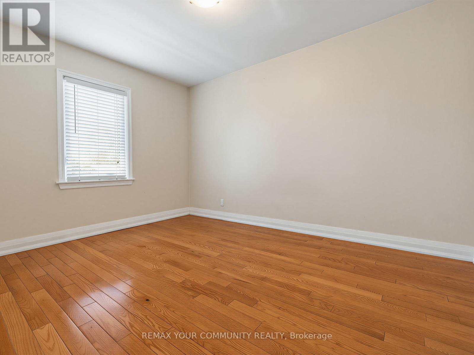 9 Letchworth Crescent, Toronto (downsview-roding-cfb), Ontario