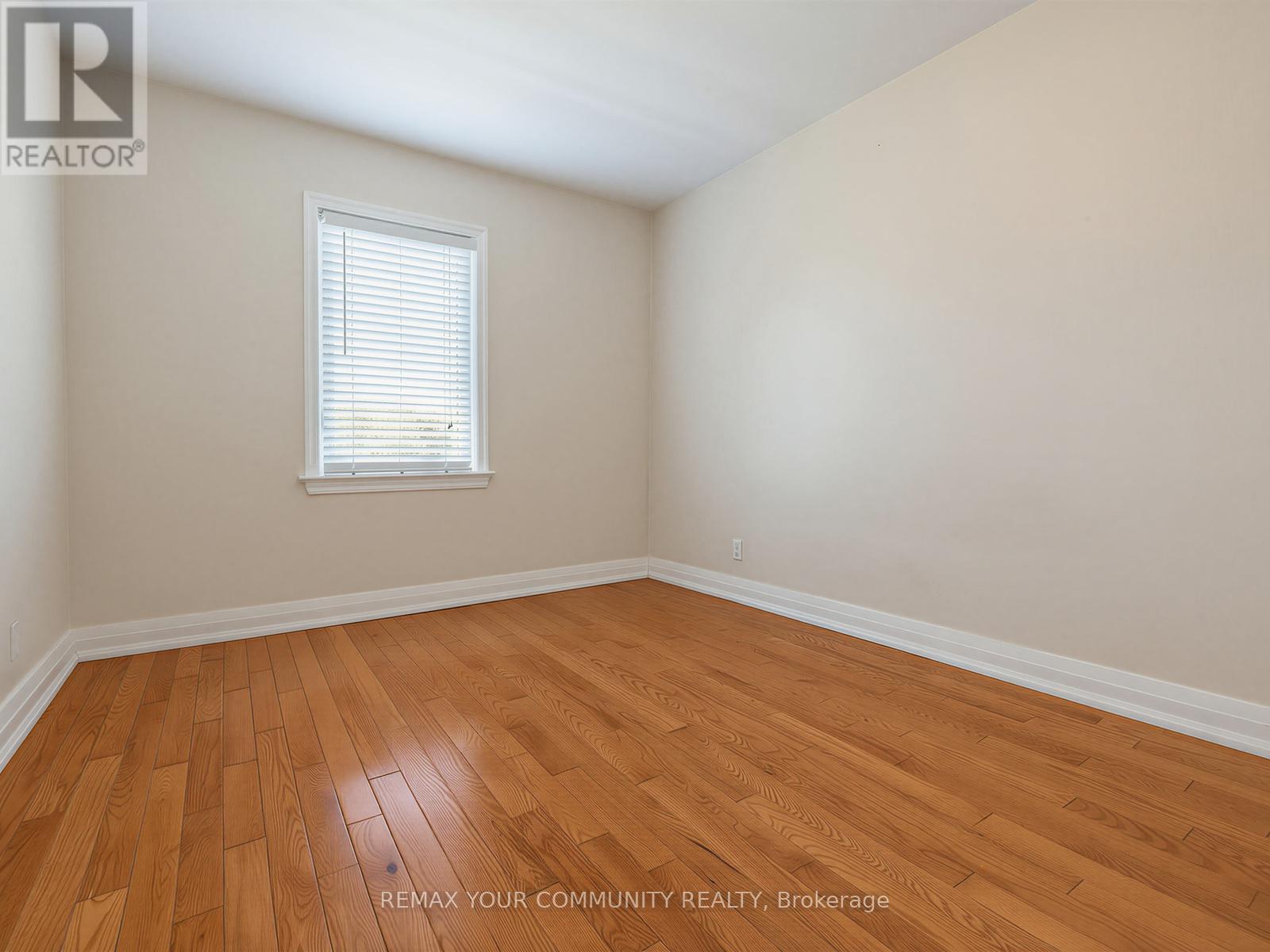 9 Letchworth Crescent, Toronto (downsview-roding-cfb), Ontario