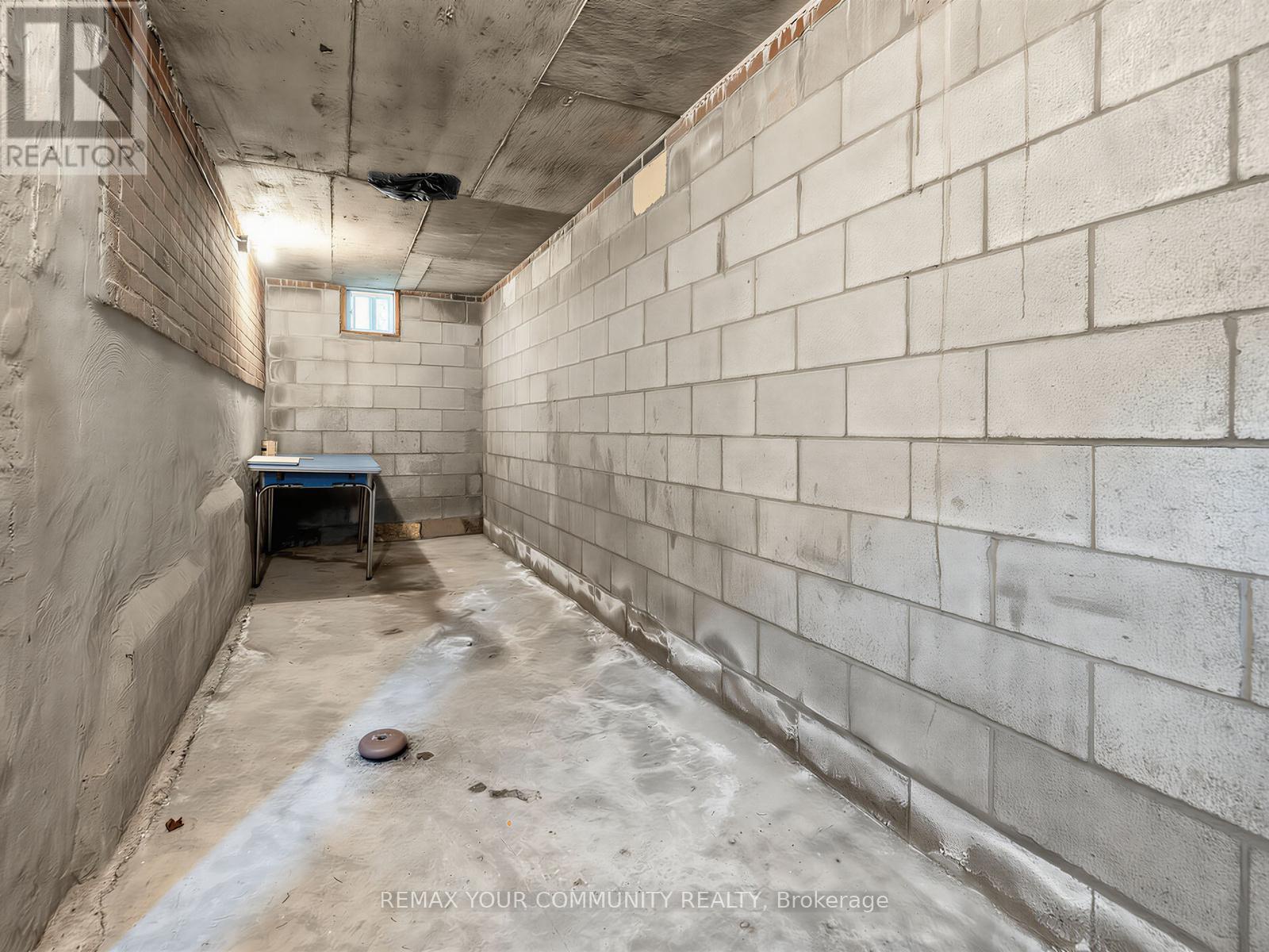 9 Letchworth Crescent, Toronto (downsview-roding-cfb), Ontario
