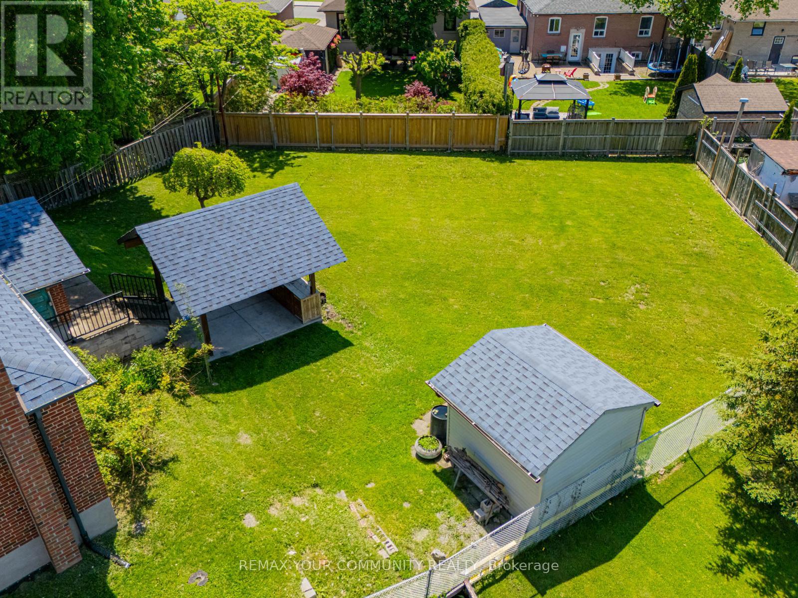9 Letchworth Crescent, Toronto (downsview-roding-cfb), Ontario